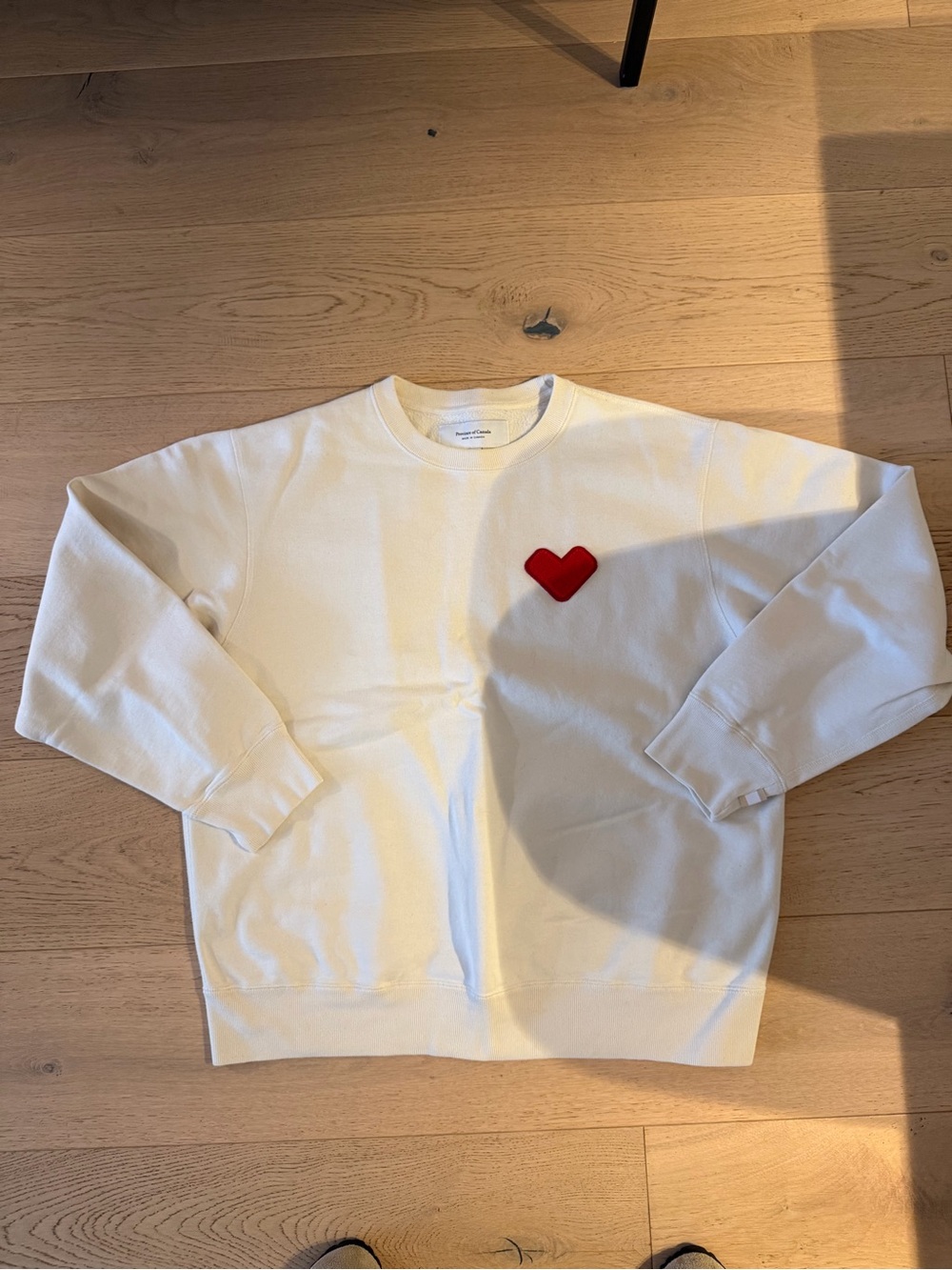 UNISEX Province of Canada Heart Crewneck – Size Medium